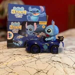 Spray Roadster Toy Car - Blue